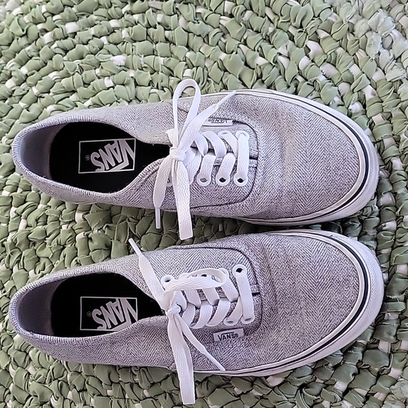 Vans Shoes - Vans Off The Wall Shoes Men's 6.5 Women's 8.0